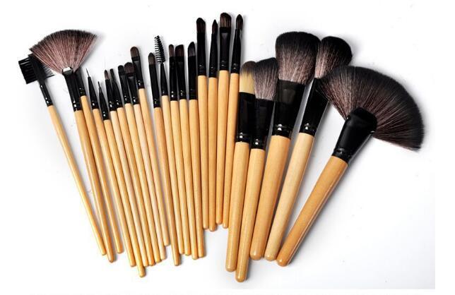 24-Piece Professional Makeup Brush Set with Gift Bag - Lumina