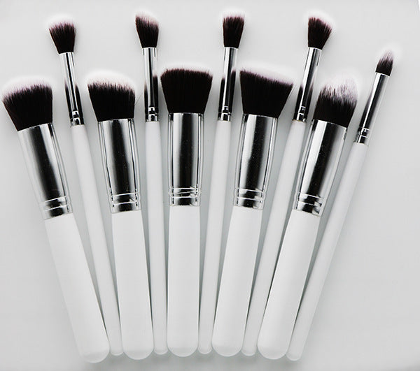 Makeup Brush – Essential Cosmetic Beauty Tool - Lumina