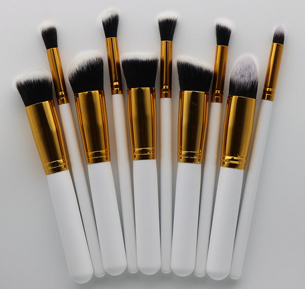 Makeup Brush – Essential Cosmetic Beauty Tool - Lumina