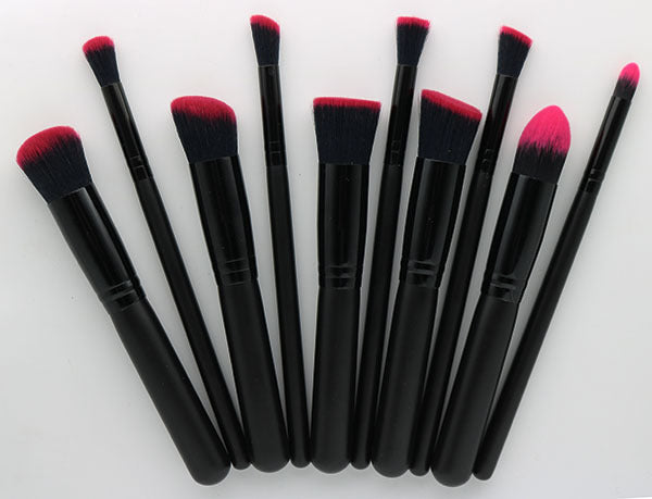 Makeup Brush – Essential Cosmetic Beauty Tool - Lumina