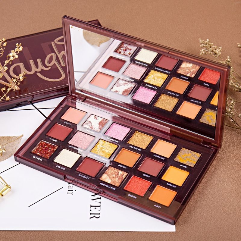 18-Color Eyeshadow Palette – Matte & Shimmer Shades - Lumina
